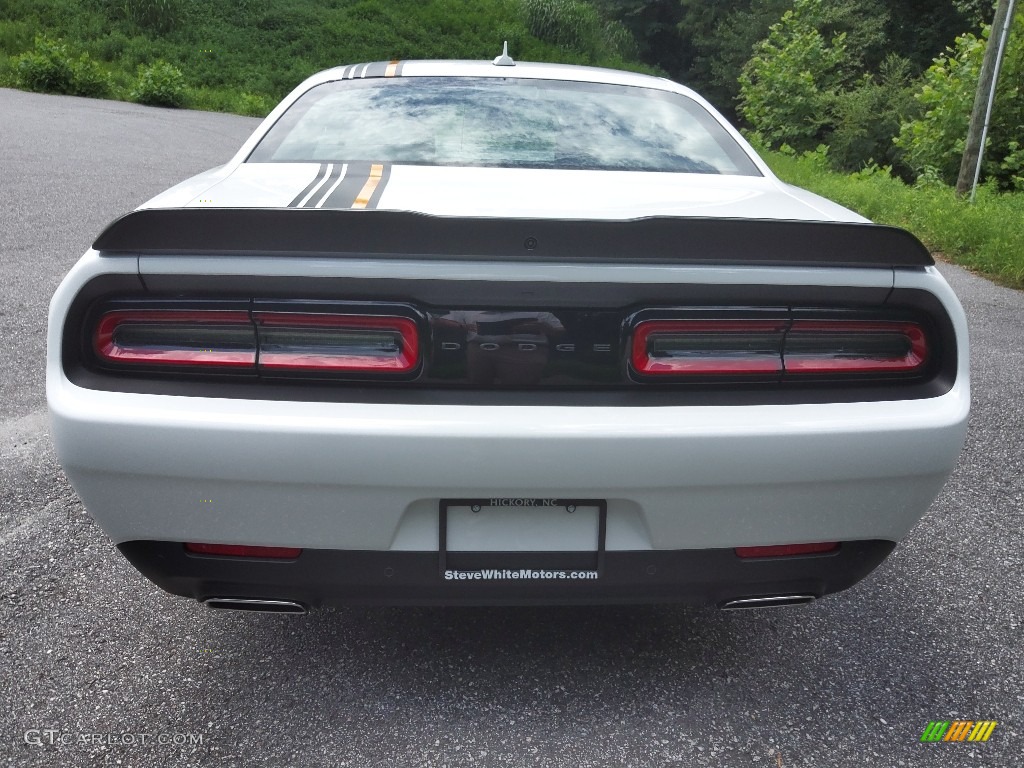 2023 Challenger GT HEMI Orange Edition - White Knuckle / Black photo #8