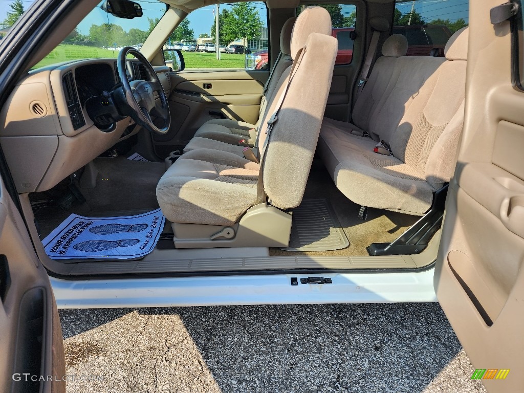 Tan Interior 2004 Chevrolet Silverado 1500 LS Extended Cab Photo #146373068