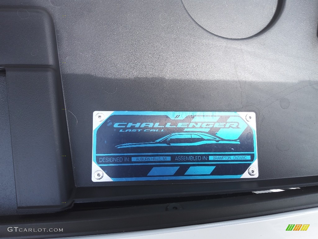 2023 Challenger GT HEMI Orange Edition - White Knuckle / Black photo #13
