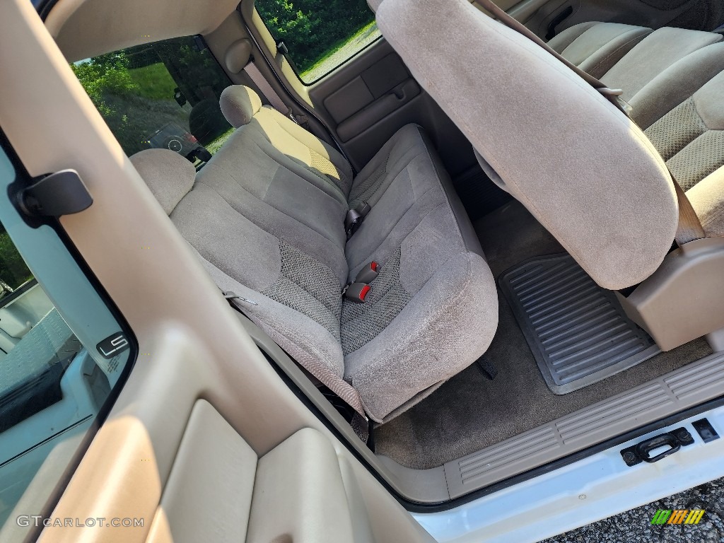 Tan Interior 2004 Chevrolet Silverado 1500 LS Extended Cab Photo #146373230