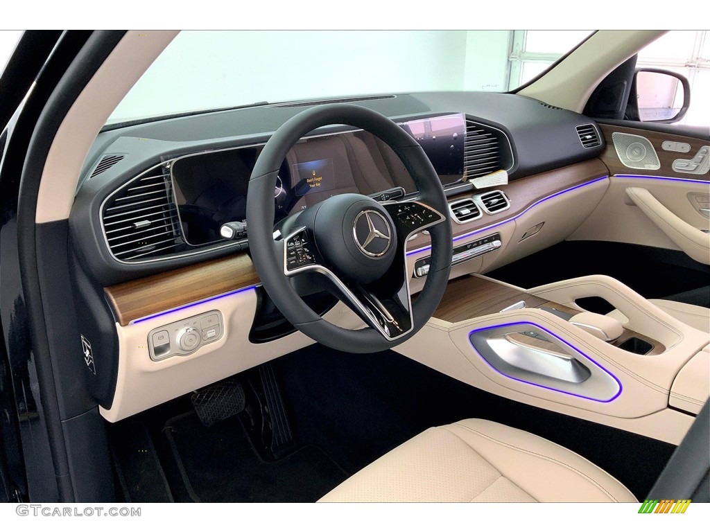 2024 Mercedes-Benz GLE 350 4Matic Macchiato Beige/Black Dashboard Photo #146373617