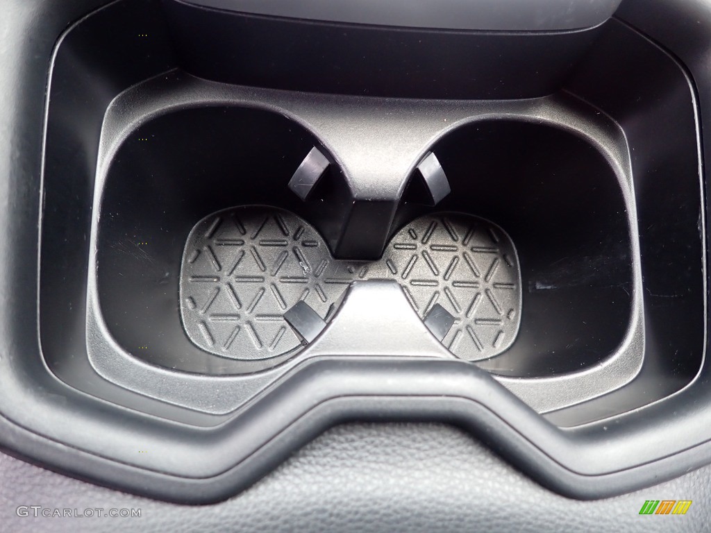 2020 RAV4 LE AWD - Super White / Black photo #17