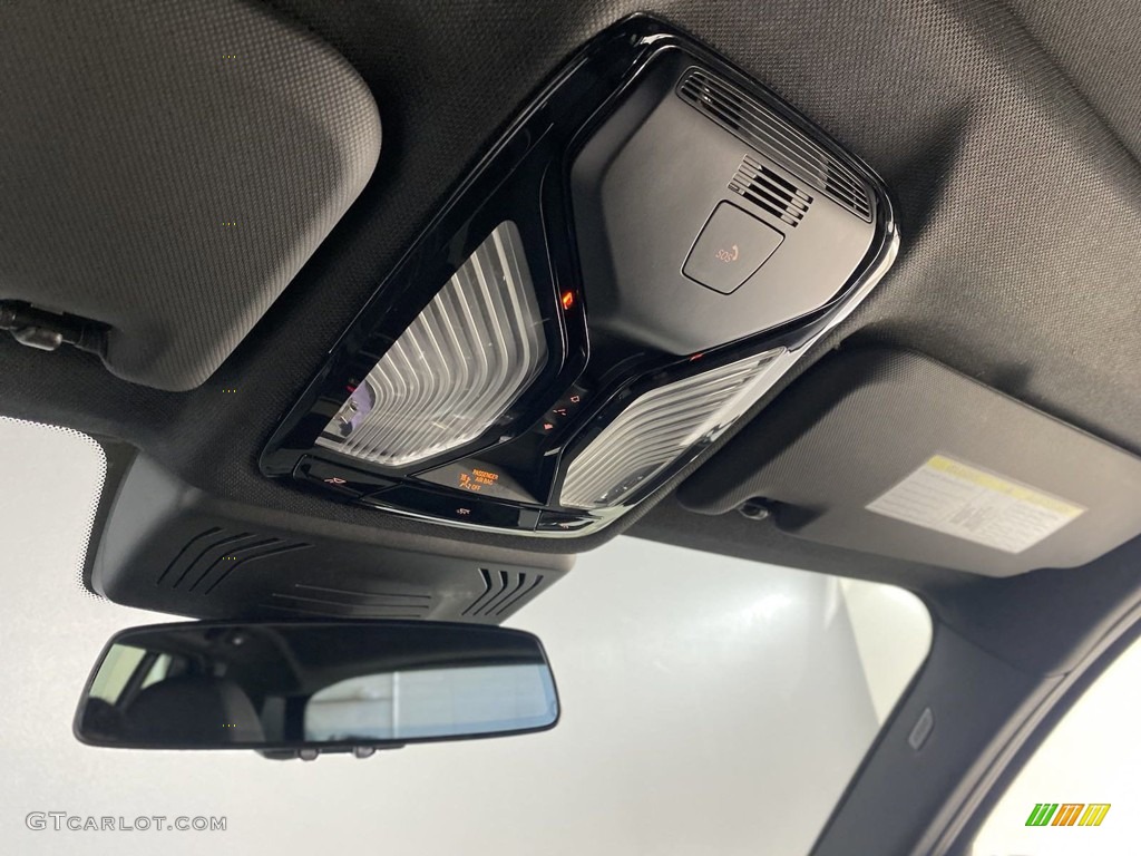 2020 X3 sDrive30i - Jet Black / Black photo #30