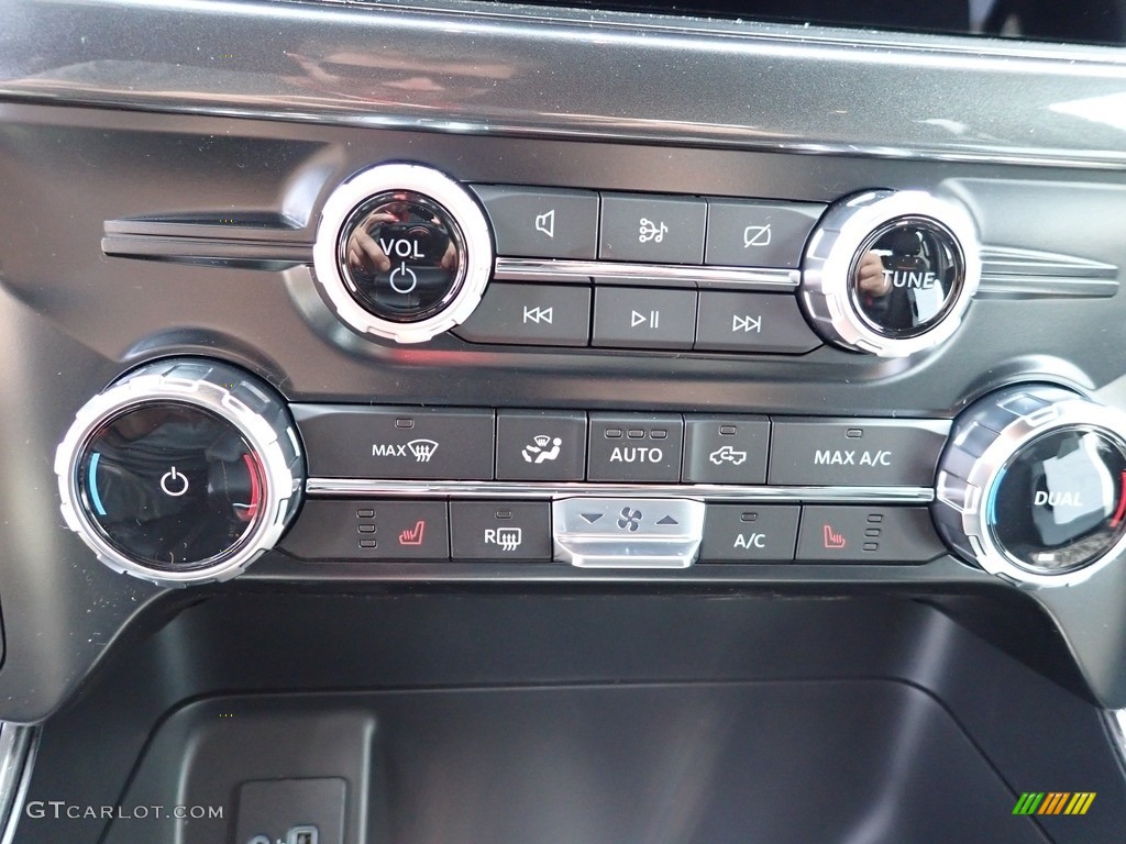 2023 Ford F150 Tremor SuperCrew 4x4 Controls Photos