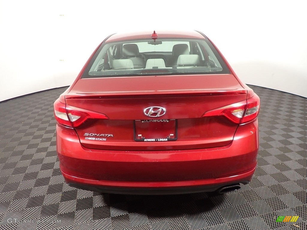 2016 Sonata SE - Venetian Red / Gray photo #10
