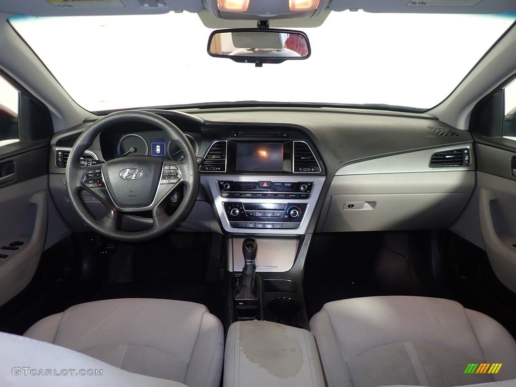 2016 Sonata SE - Venetian Red / Gray photo #19