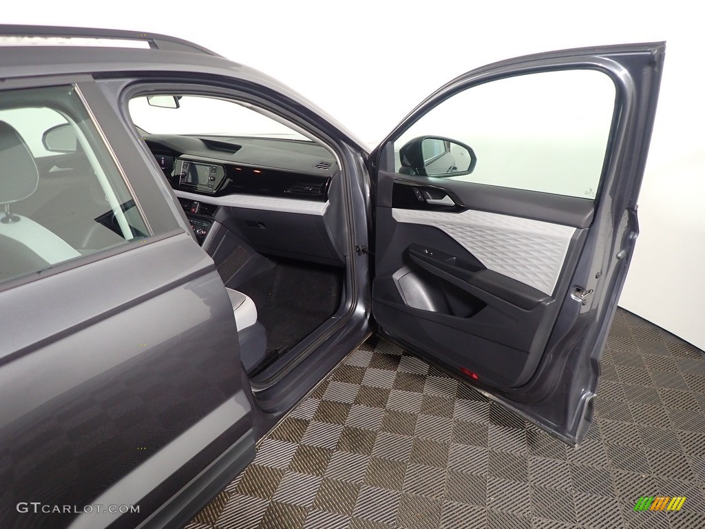 2022 Volkswagen Taos S Door Panel Photos