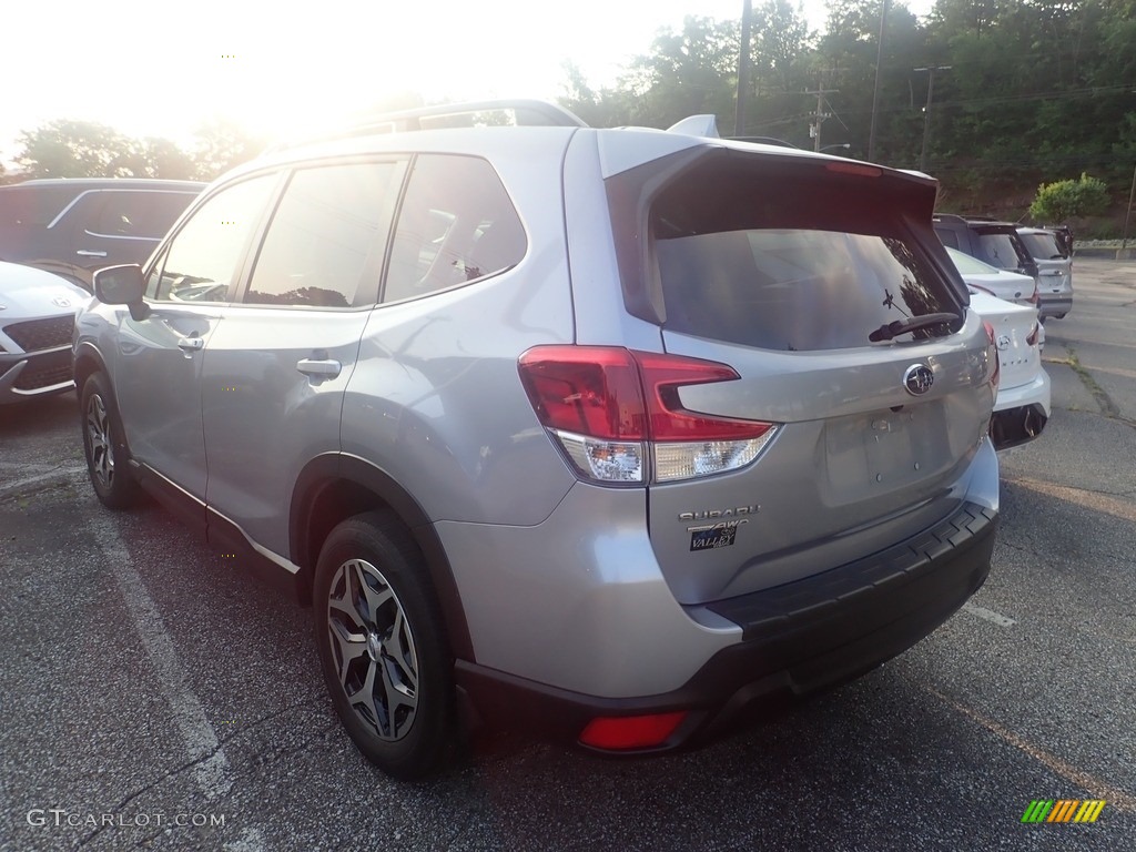 2020 Forester 2.5i Premium - Ice Silver Metallic / Black photo #2