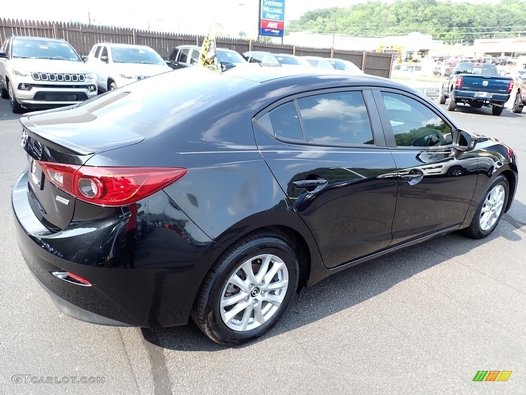 2016 MAZDA3 i Touring 4 Door - Jet Black Mica / Black photo #6