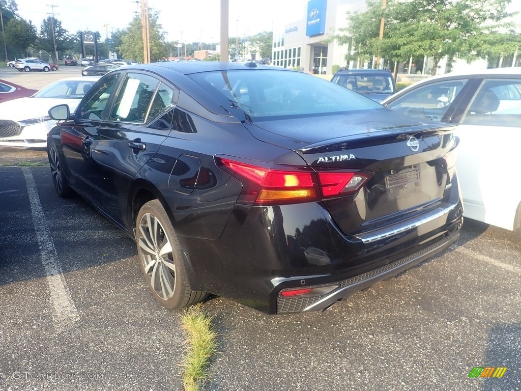 2020 Altima SR AWD - Super Black / Charcoal photo #2