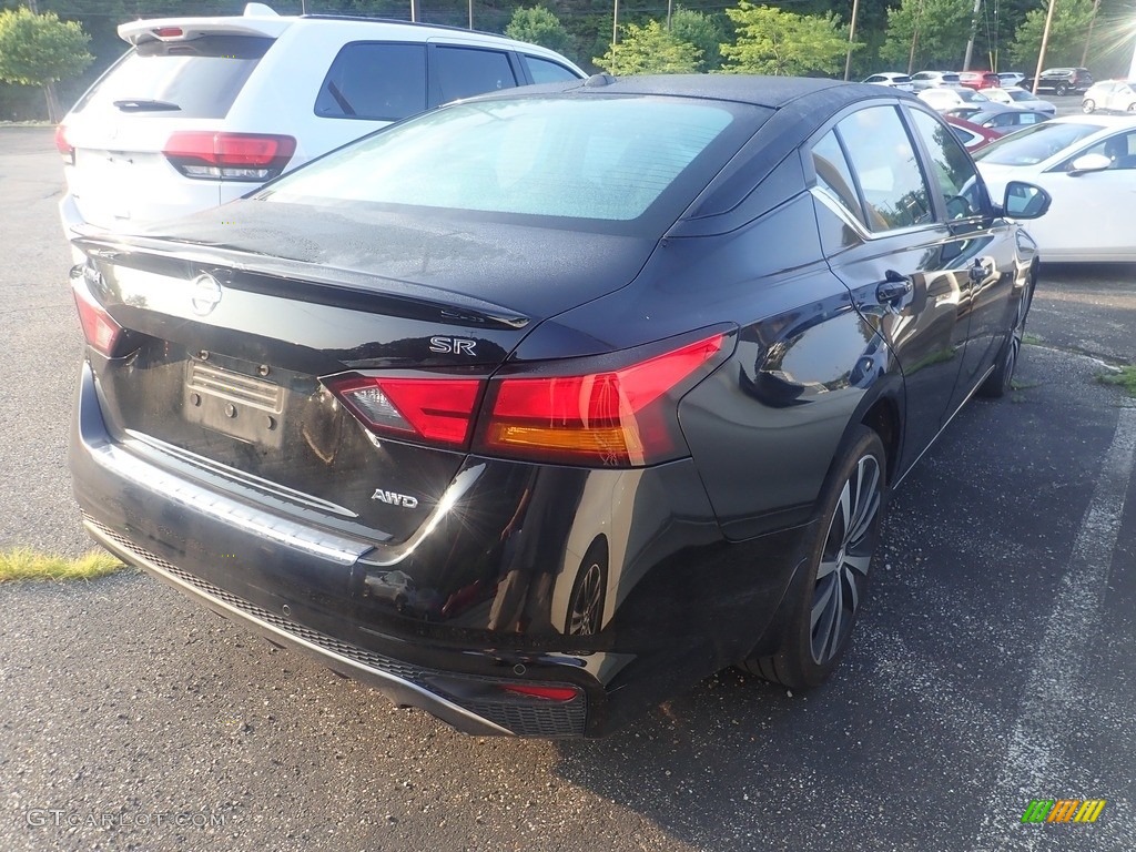 2020 Altima SR AWD - Super Black / Charcoal photo #4