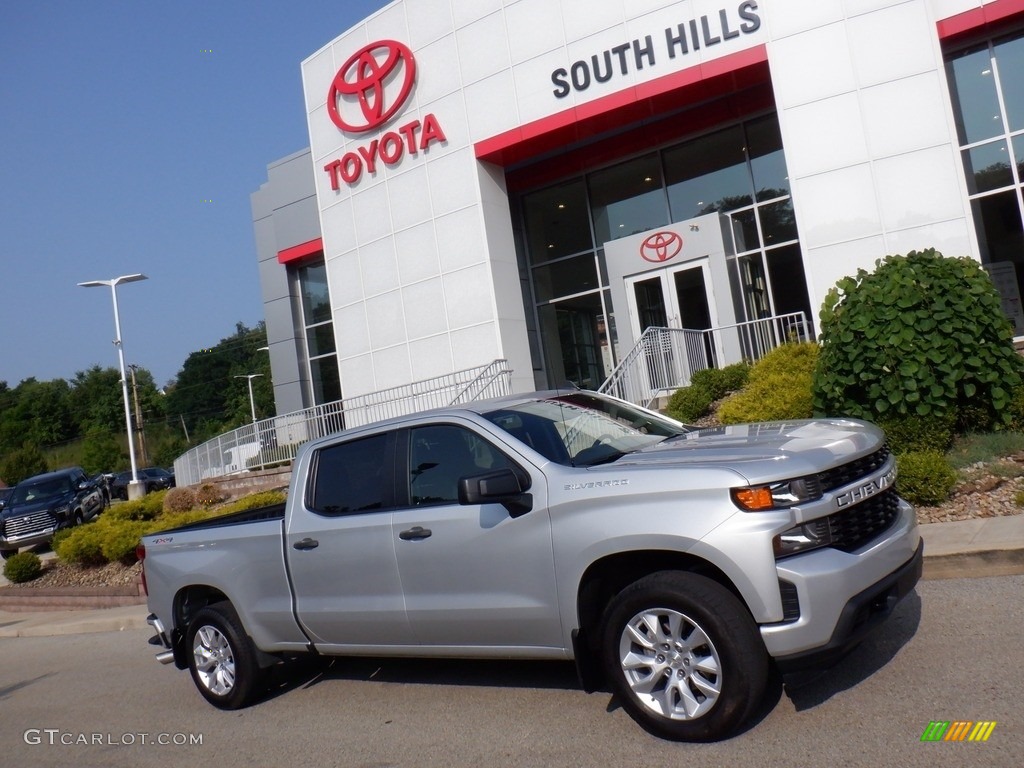 2021 Silverado 1500 Custom Crew Cab 4x4 - Silver Ice Metallic / Jet Black photo #2