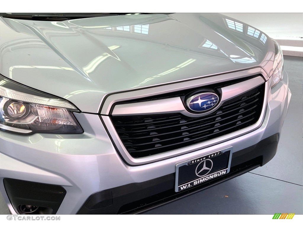 2020 Forester 2.5i - Ice Silver Metallic / Black photo #29