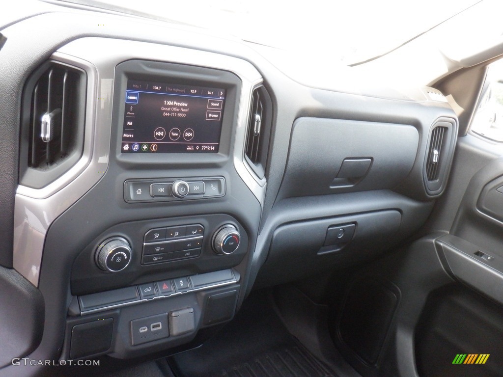 2021 Silverado 1500 Custom Crew Cab 4x4 - Silver Ice Metallic / Jet Black photo #4