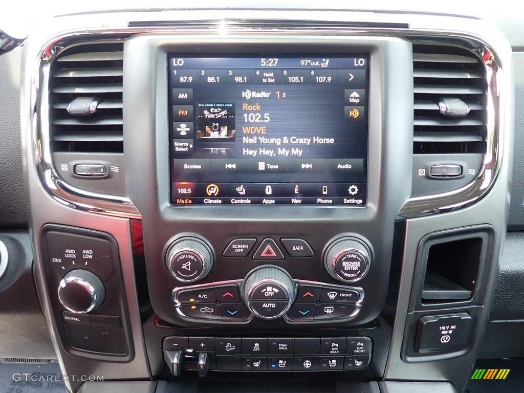 2018 Ram 2500 Laramie Crew Cab 4x4 Controls Photos