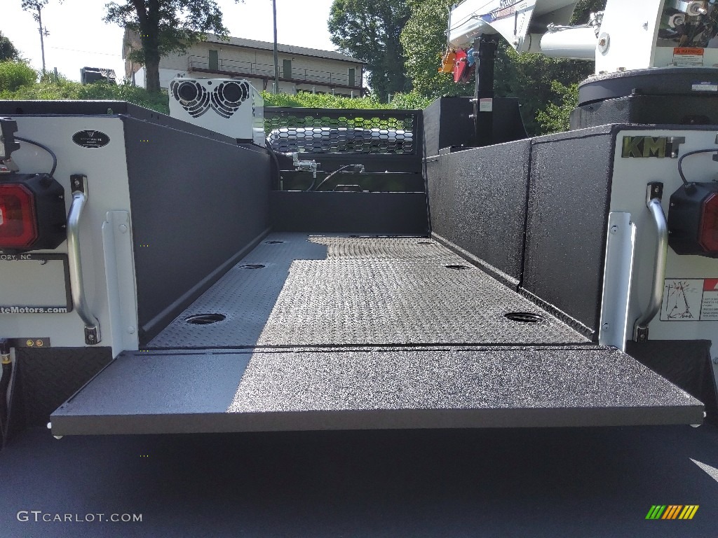 2023 Ram 5500 Tradesman Regular Cab 4x4 Chassis Crane Truck Trunk Photo #146378085