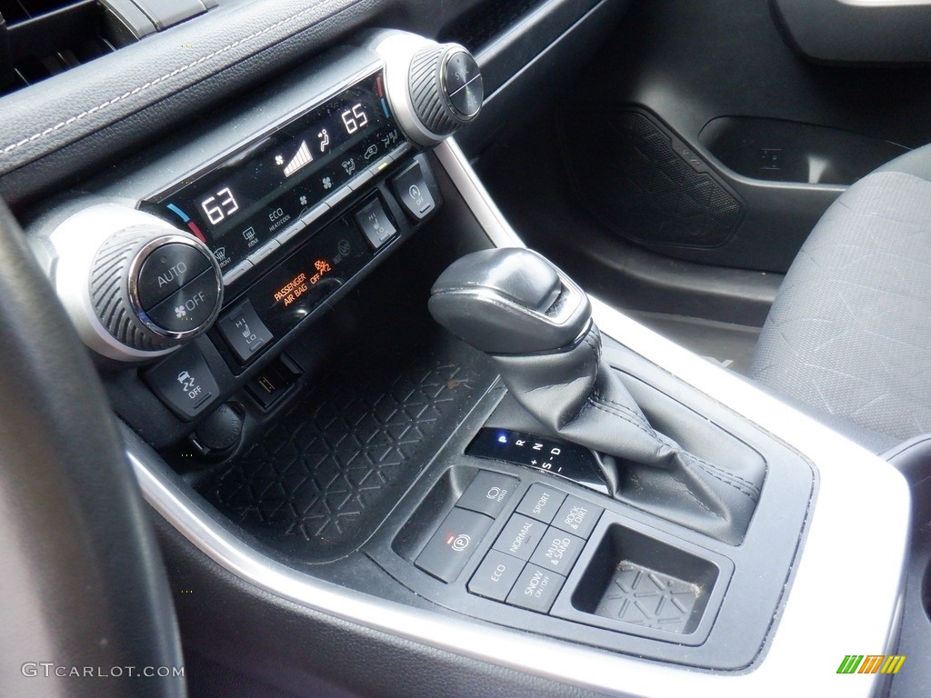 2020 RAV4 XLE AWD - Midnight Black Metallic / Black photo #24