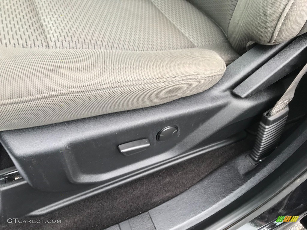 2019 F150 XLT SuperCrew 4x4 - Agate Black / Earth Gray photo #10