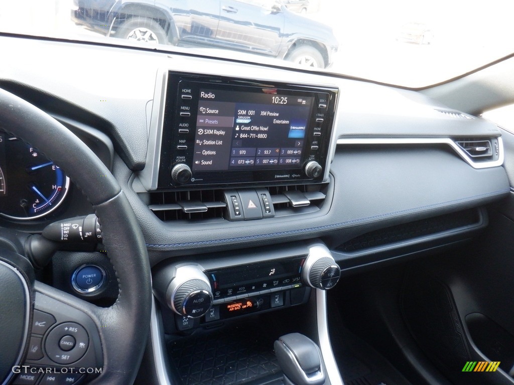 2020 RAV4 XSE AWD Hybrid - Silver Sky Metallic / Black photo #4