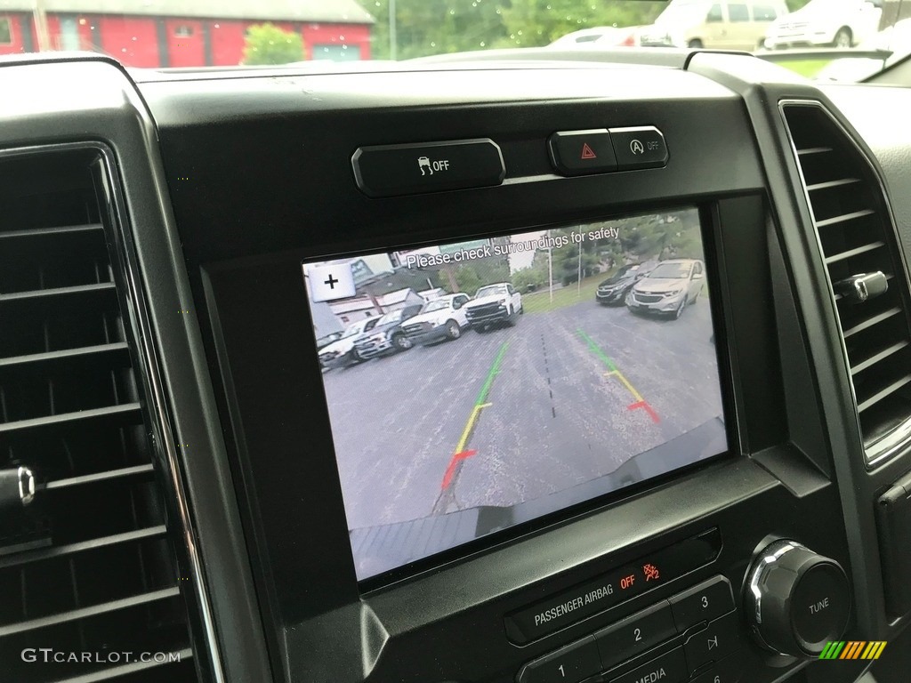 2019 F150 XLT SuperCrew 4x4 - Agate Black / Earth Gray photo #17
