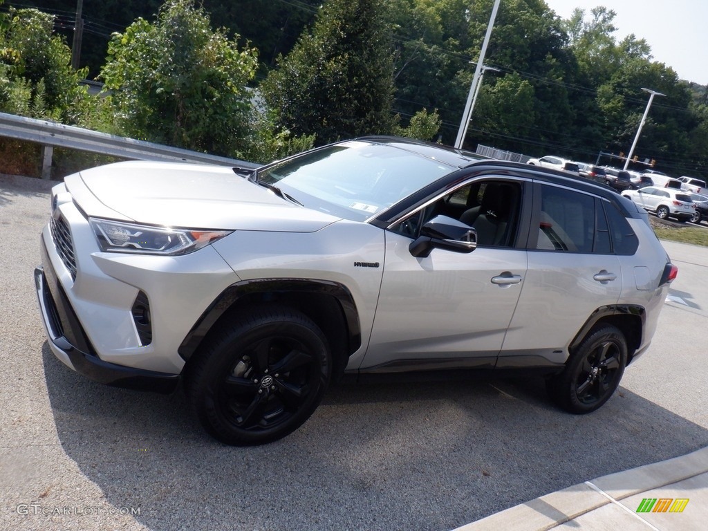 2020 RAV4 XSE AWD Hybrid - Silver Sky Metallic / Black photo #15