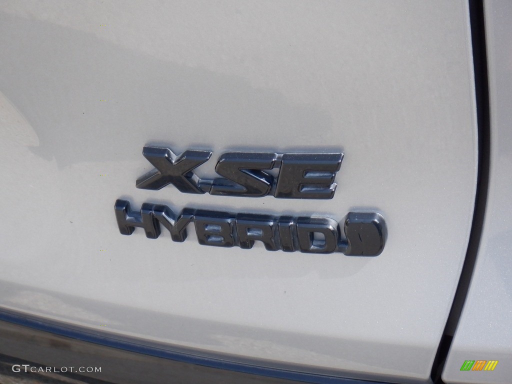 2020 RAV4 XSE AWD Hybrid - Silver Sky Metallic / Black photo #19