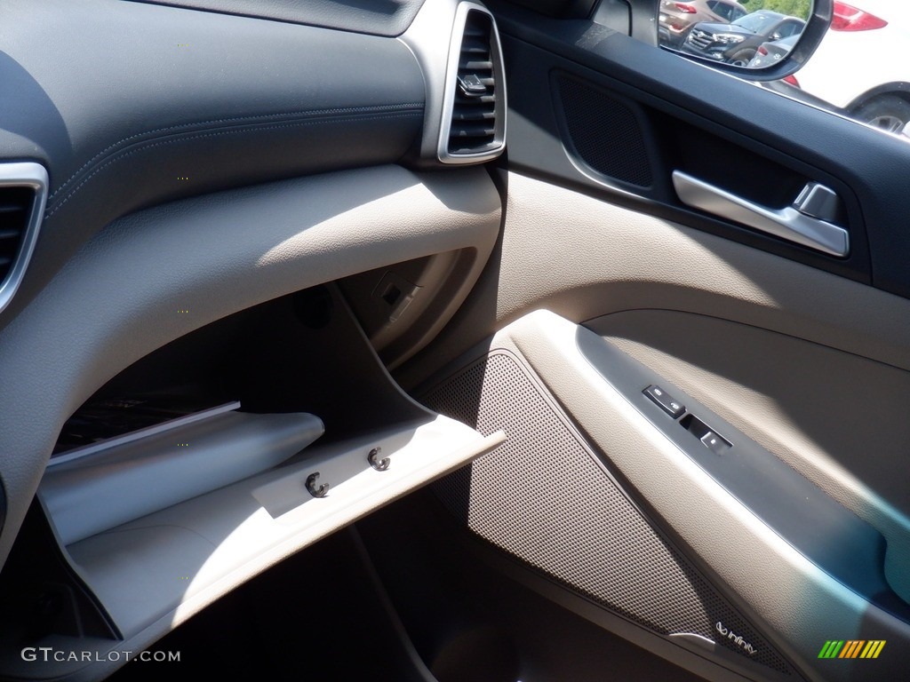 2020 Tucson Ultimate AWD - Winter White / Beige photo #33