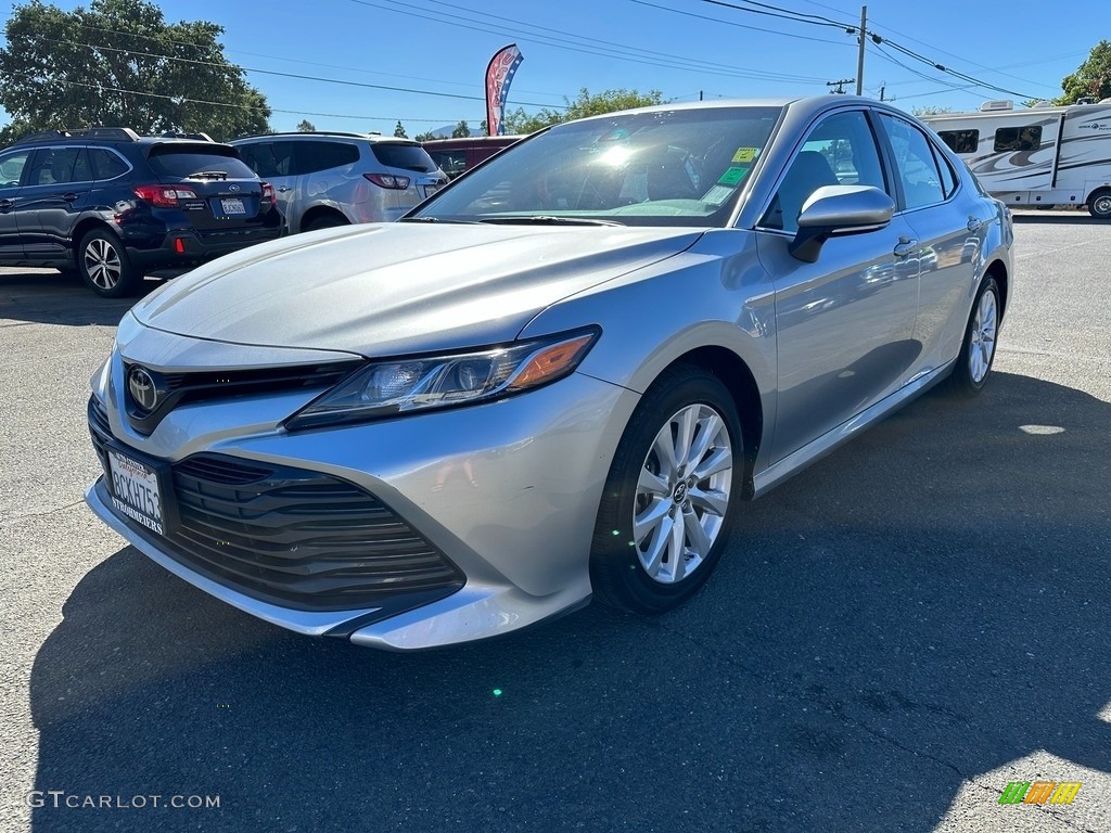 2018 Camry LE - Celestial Silver Metallic / Ash photo #3