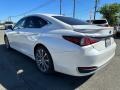 Eminent White Pearl - ES 300h Photo No. 4