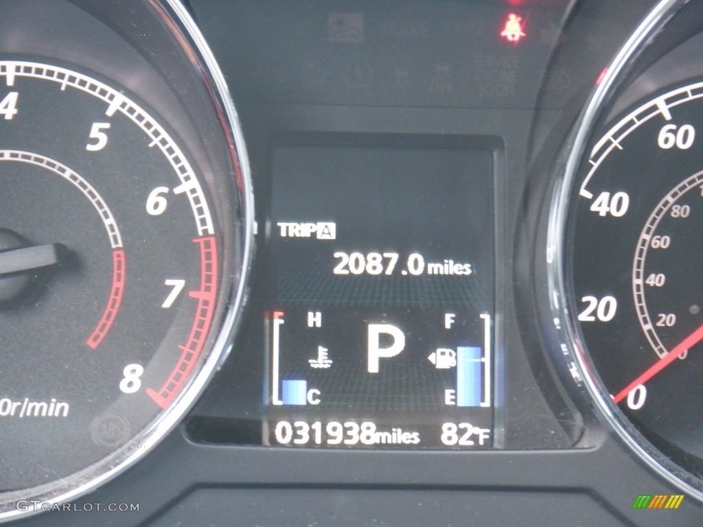 2019 Outlander Sport ES AWC - Pearl White / Black photo #32