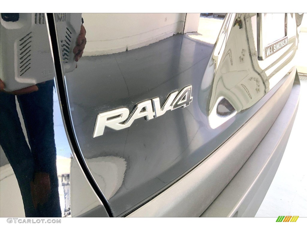 2020 RAV4 XLE AWD Hybrid - Midnight Black Metallic / Nutmeg photo #30