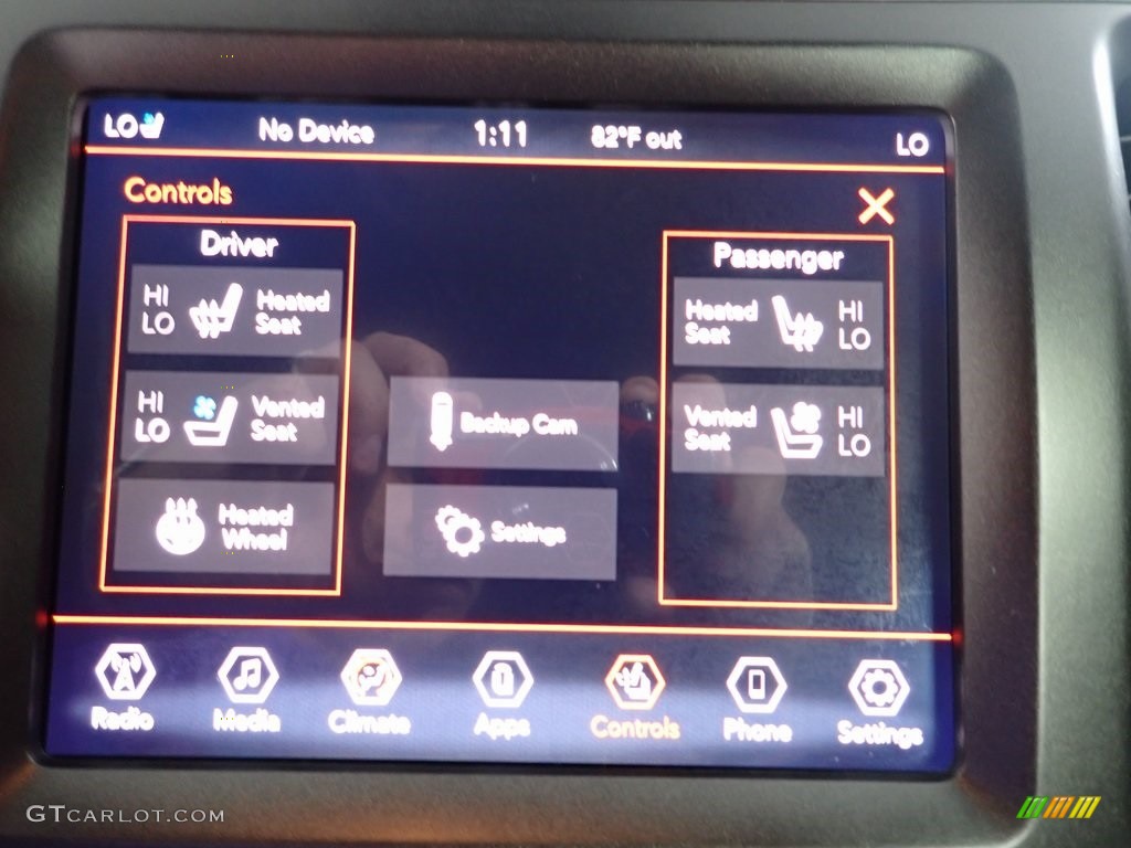 2019 Cherokee Trailhawk 4x4 - Diamond Black Crystal Pearl / Black photo #3