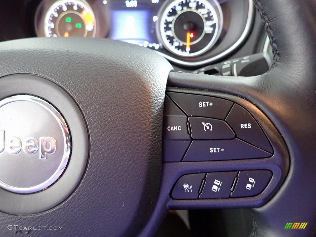 2019 Cherokee Trailhawk 4x4 - Diamond Black Crystal Pearl / Black photo #18