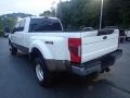 2022 Oxford White Ford F350 Super Duty Lariat Crew Cab 4x4  photo #4