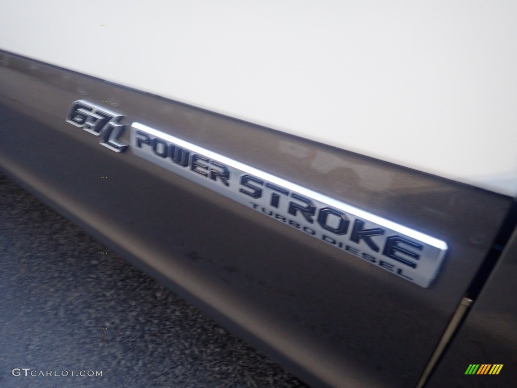 2022 F350 Super Duty Lariat Crew Cab 4x4 - Oxford White / Black Onyx photo #10