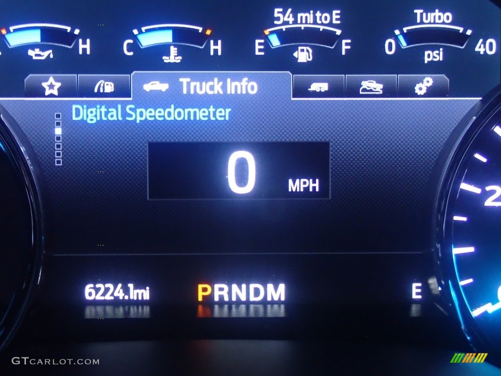 2022 F350 Super Duty Lariat Crew Cab 4x4 - Oxford White / Black Onyx photo #28