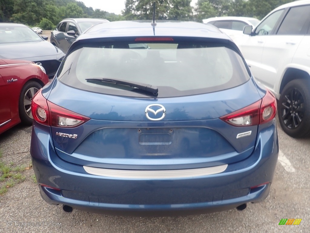 2017 MAZDA3 Touring 5 Door - Eternal Blue Mica / Black photo #3