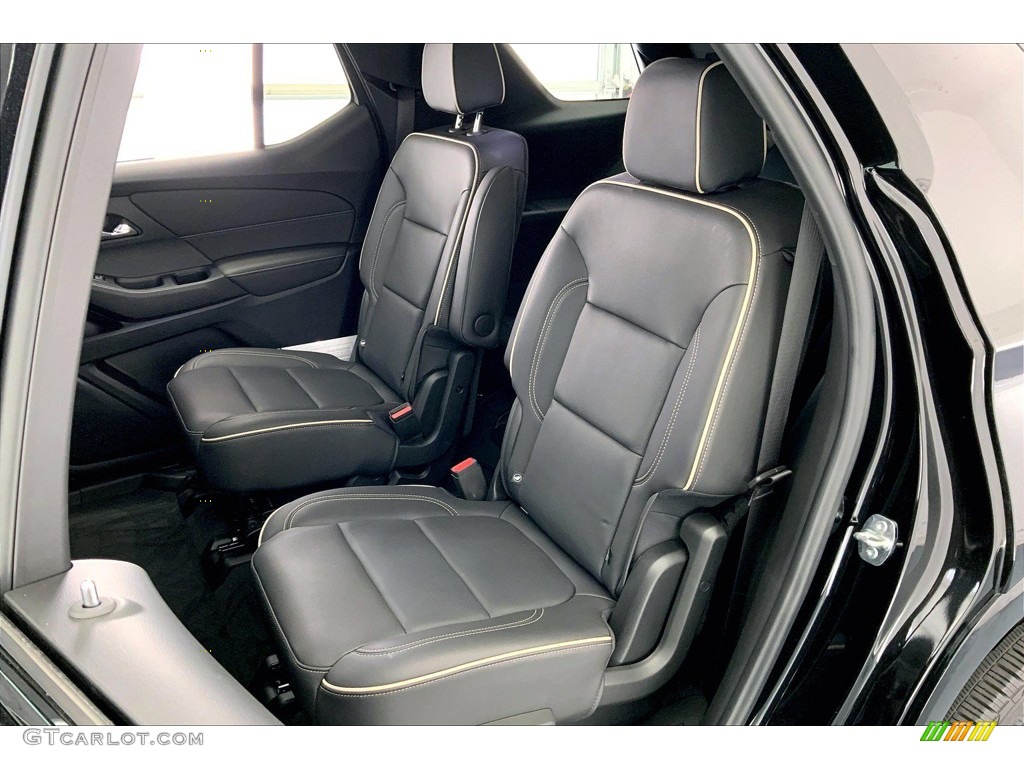 2022 Chevrolet Traverse Premier Rear Seat Photos