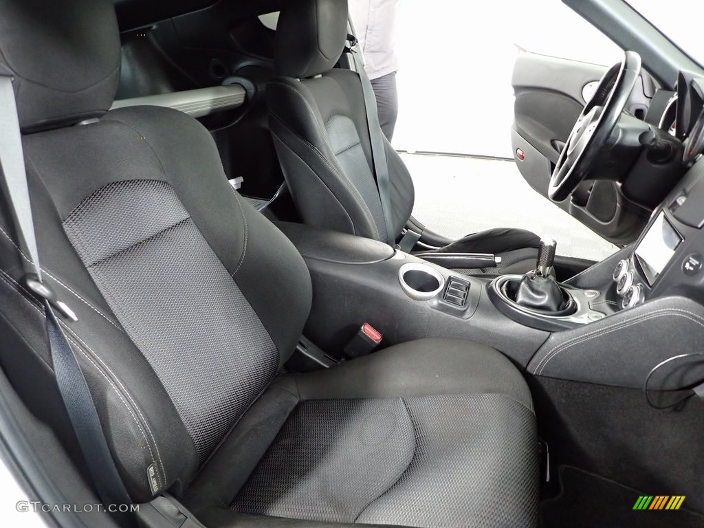 2012 370Z Coupe - Pearl White / Black photo #19