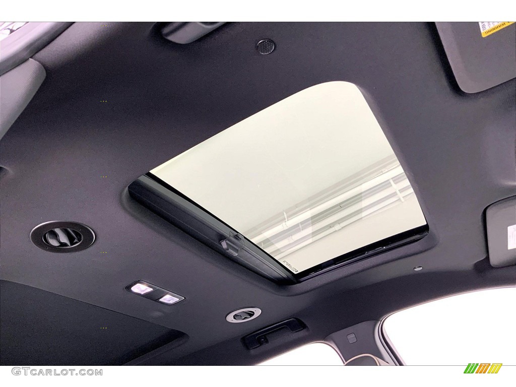 2022 Chevrolet Traverse Premier Sunroof Photo #146389058