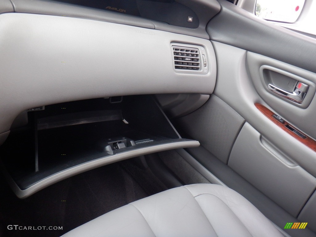 2004 Avalon XLS - Lunar Mist Metallic / Stone photo #17