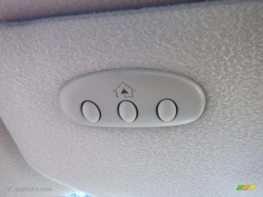 2004 Avalon XLS - Lunar Mist Metallic / Stone photo #19