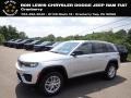 Silver Zynith - Grand Cherokee Laredo 4x4 Photo No. 1