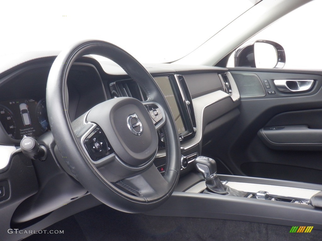 2021 XC60 T5 AWD Inscription - Onyx Black Metallic / Charcoal photo #15