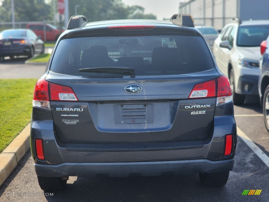 2013 Outback 2.5i Premium - Graphite Gray Metallic / Black photo #4