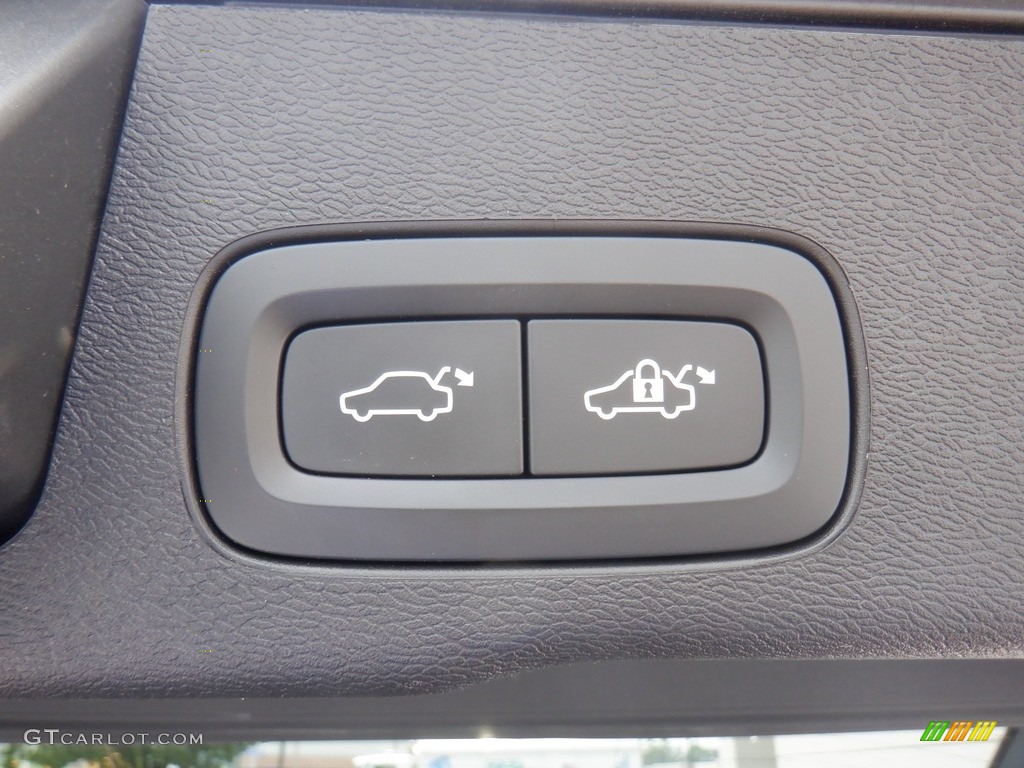 2021 XC60 T5 AWD Inscription - Onyx Black Metallic / Charcoal photo #31
