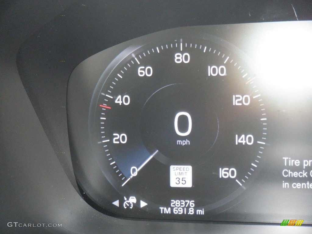 2021 XC60 T5 AWD Inscription - Onyx Black Metallic / Charcoal photo #36