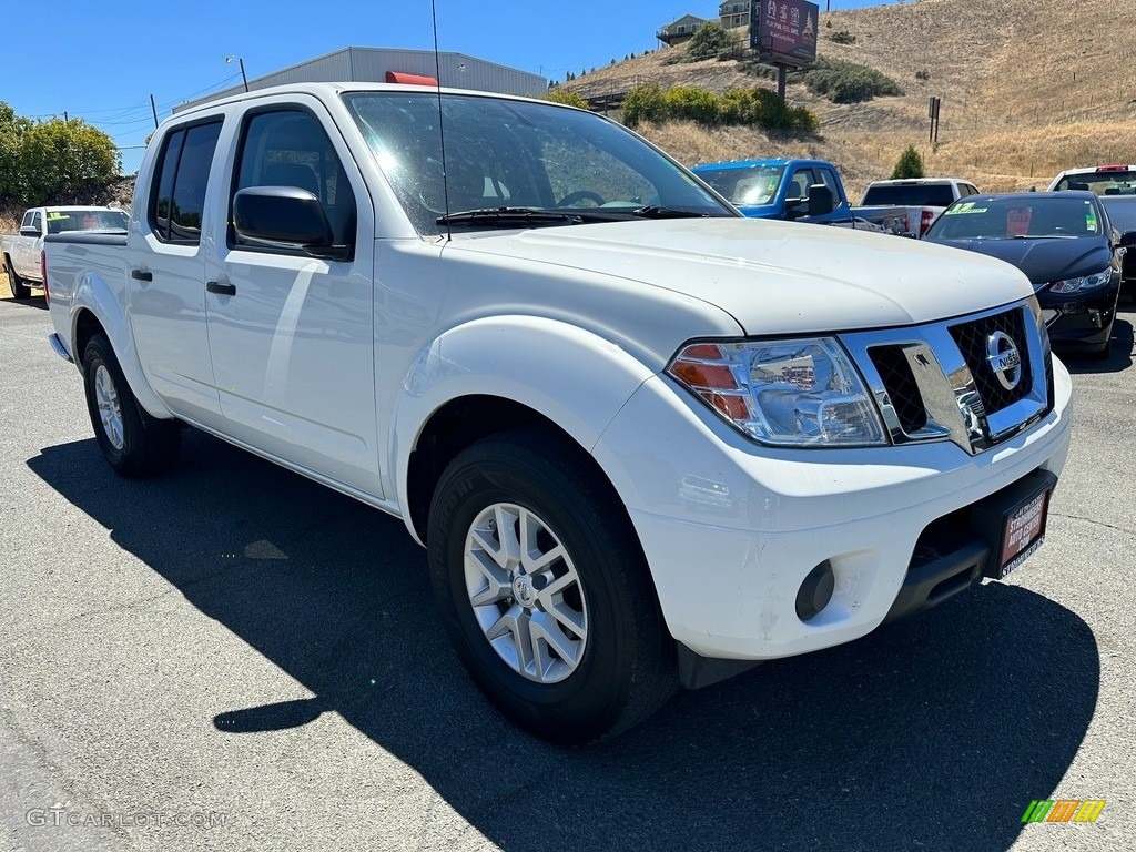 2019 Frontier SV Crew Cab - Glacier White / Steel photo #1