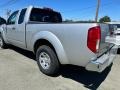 2009 Radiant Silver Nissan Frontier SE King Cab  photo #4