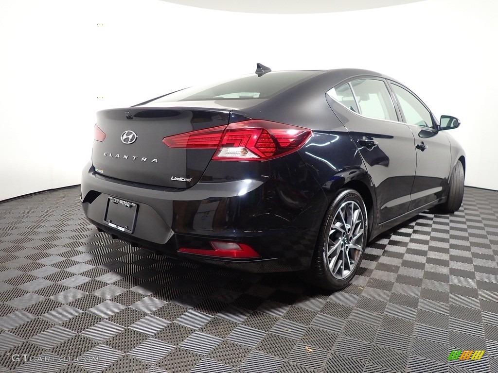 2020 Elantra Limited - Phantom Black / Black photo #14